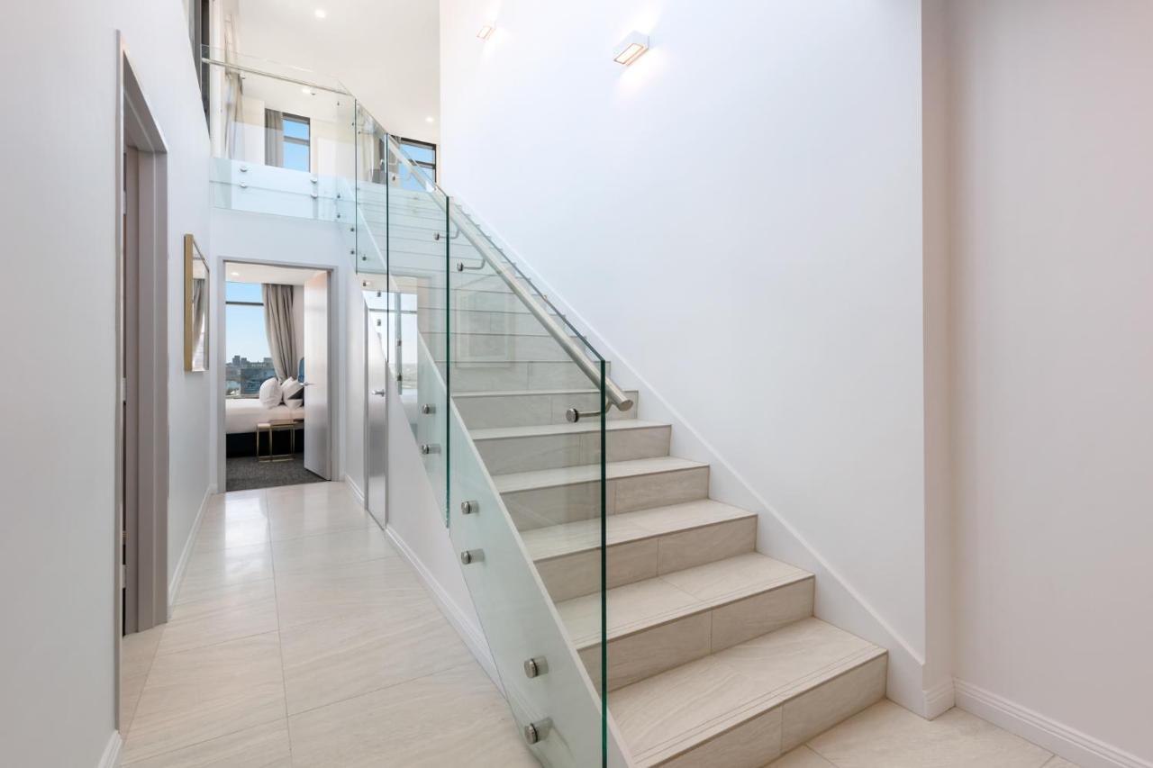 Three-Bedroom Grand Darling Penthouse