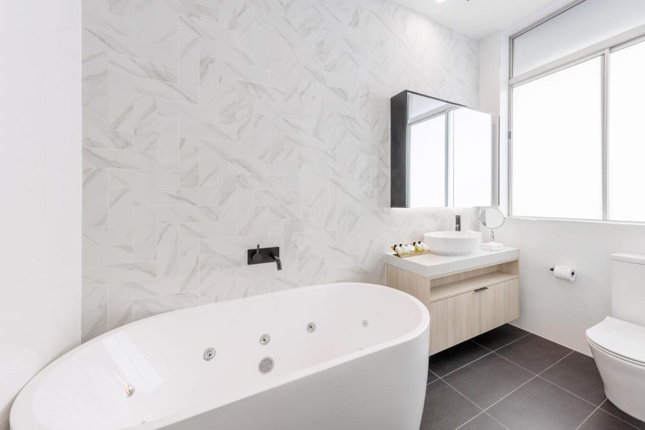 Three-Bedroom Cityside Penthouse,1169963713:JPEG