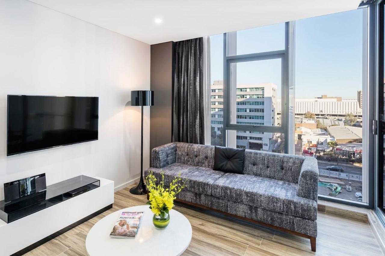 One Bedroom King Suite