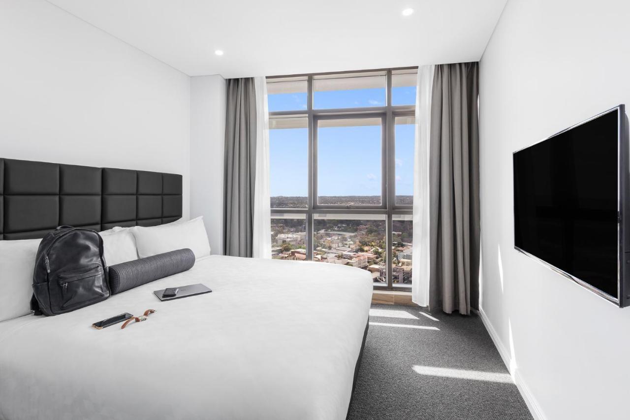 Three Bedroom Riverview Suite