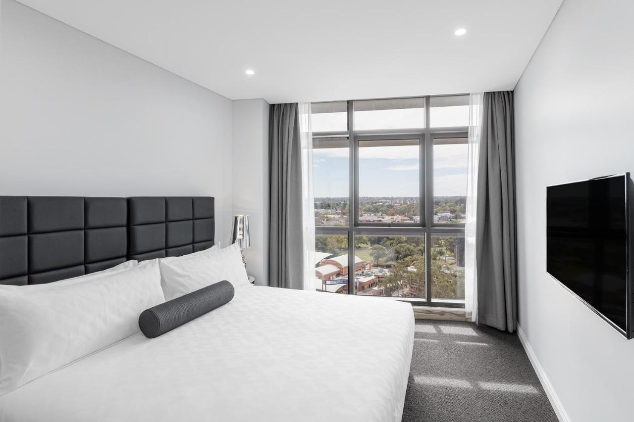 Three Bedroom Riverview Suite