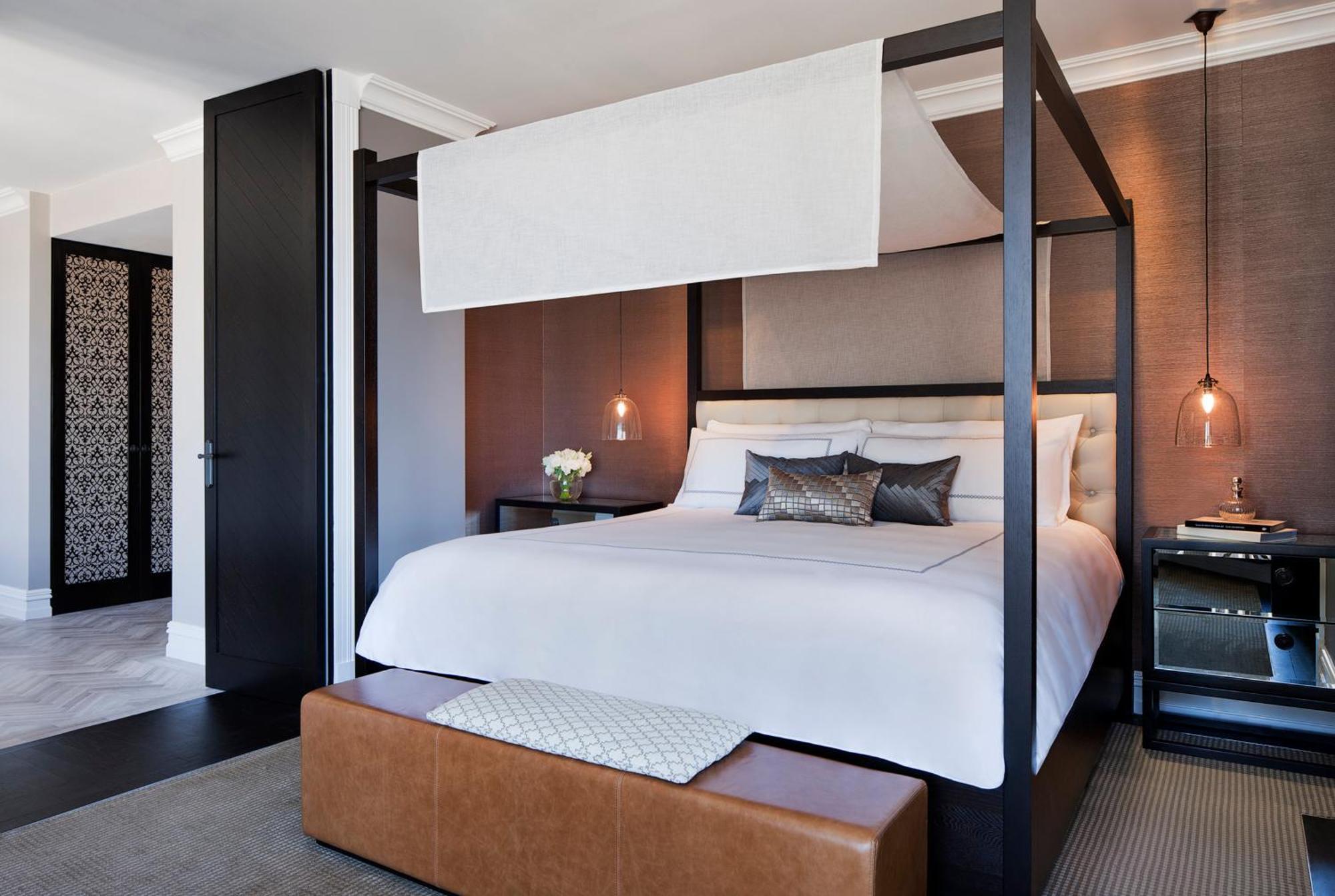 Two-Bedroom Presidential Club Suite