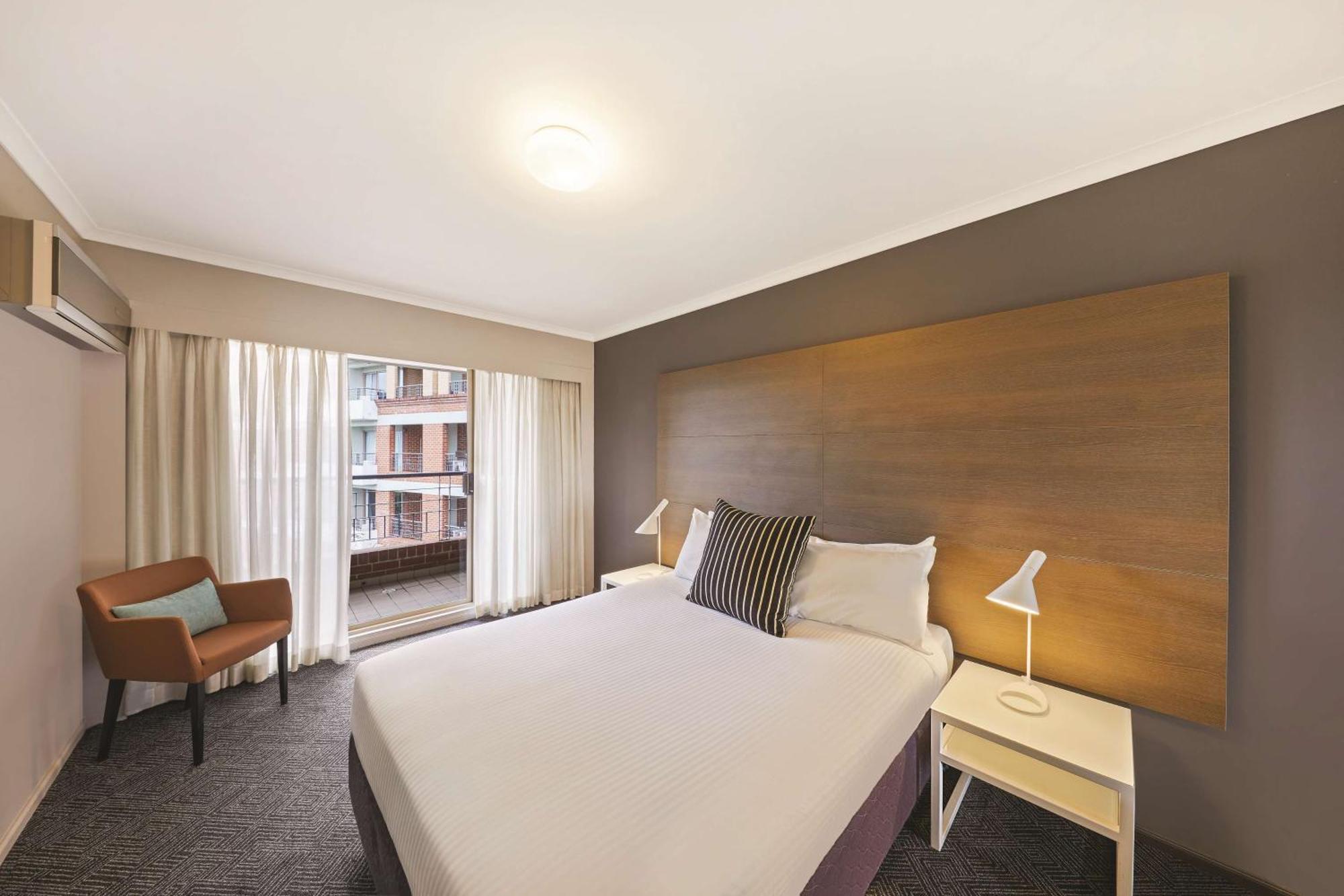 1 Bedroom Apartment Balcony View,1277284018:JPEG