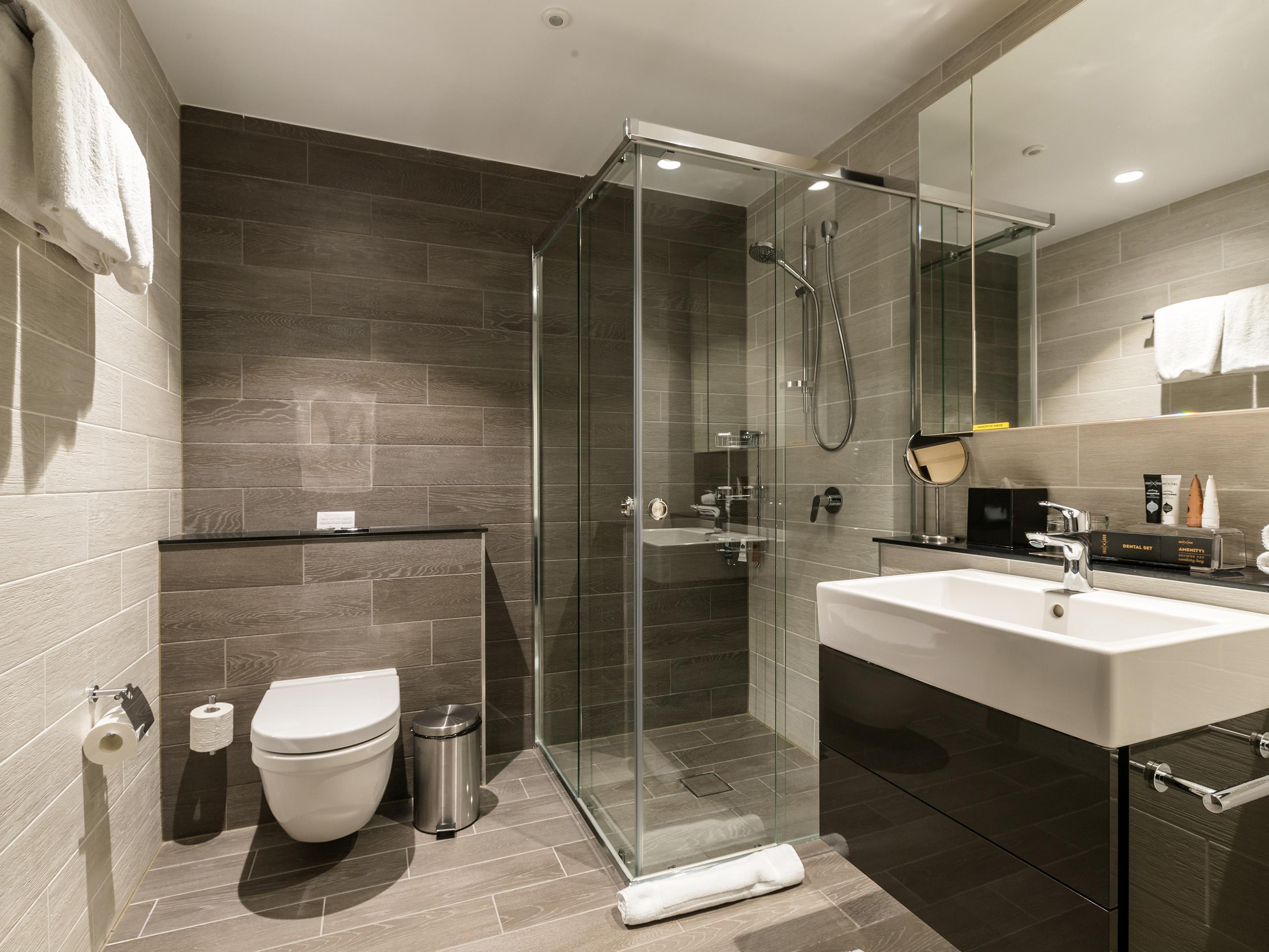 Two-Bedroom Suite Study or Bedroom Wilkinson