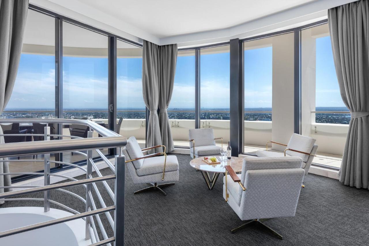 Three-Bedroom Summit Penthouse