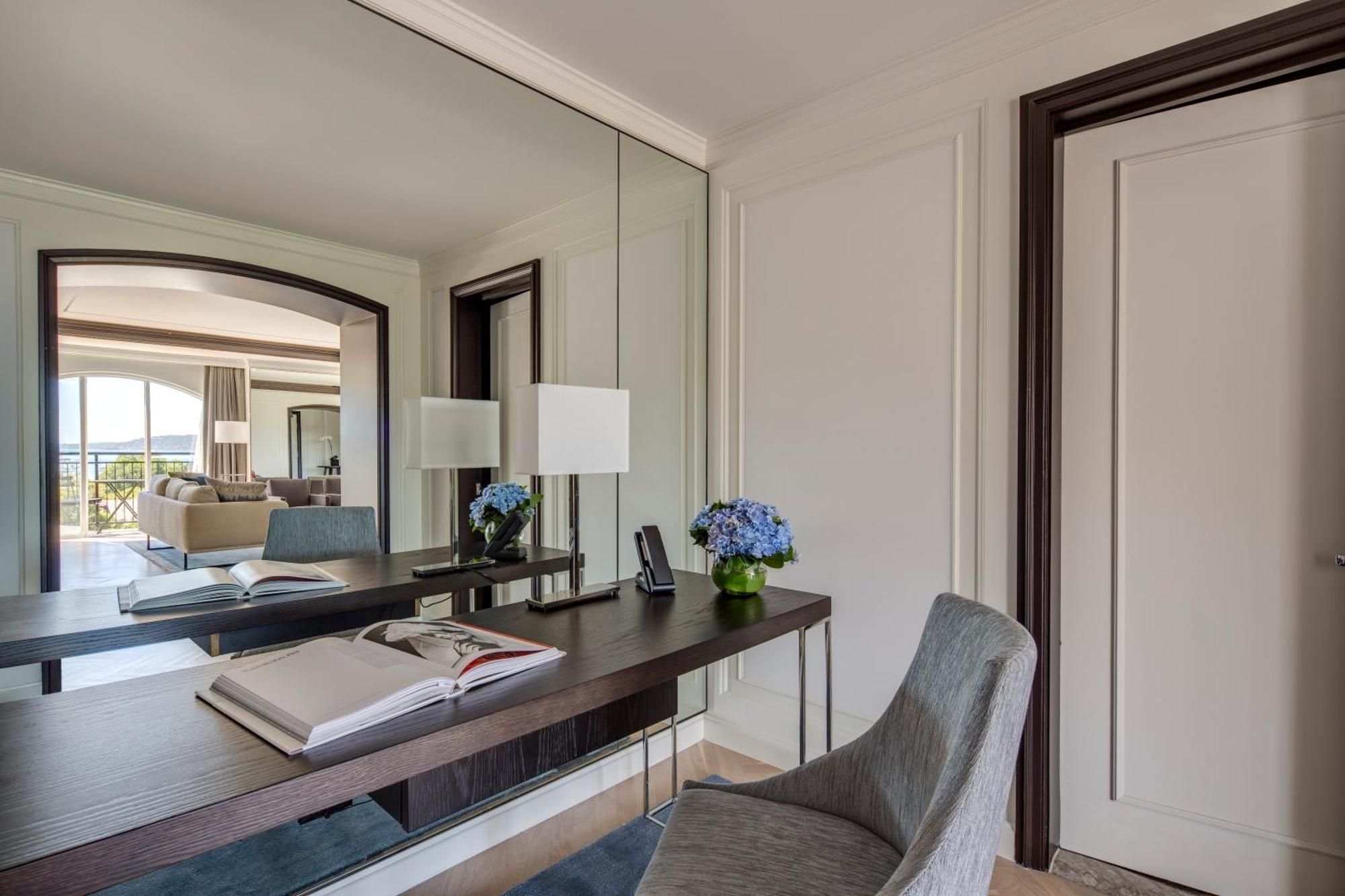 Royal Suite