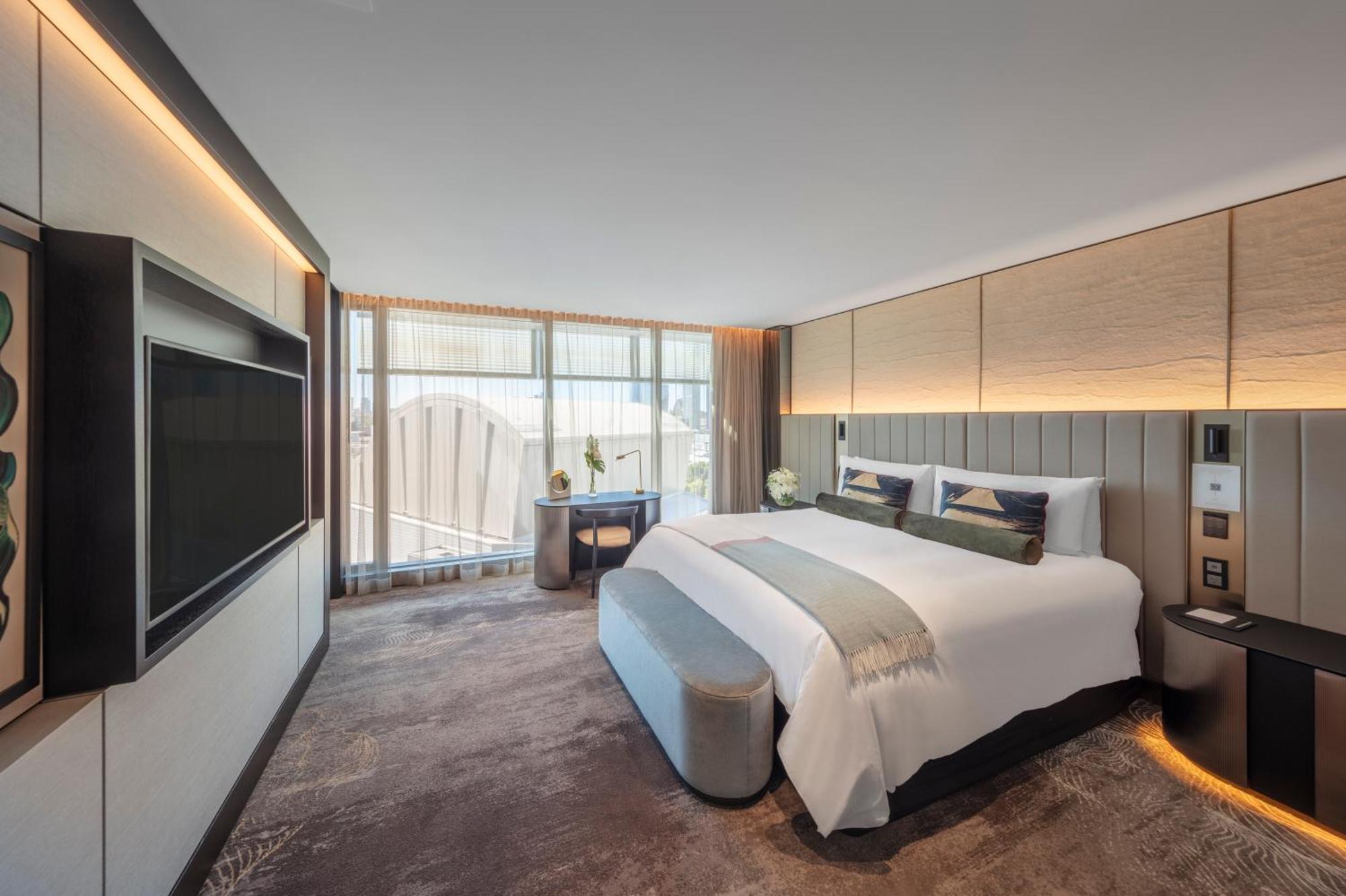 Jewel Suite Spa Bath