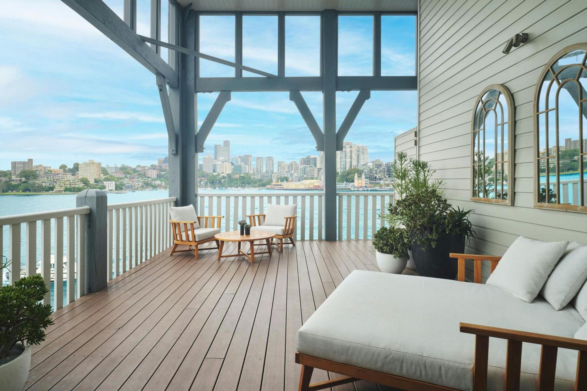 Harbour Bridge Balcony Suite 1 King Harbour Bridge view