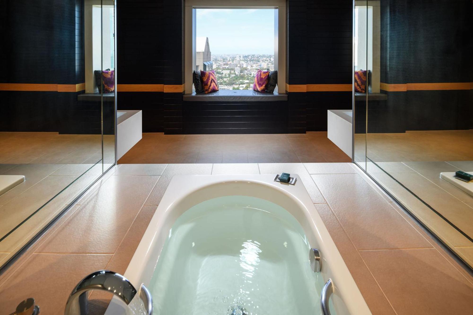 Ambassador Suite