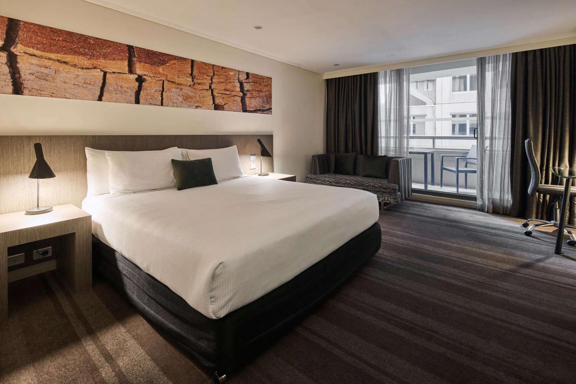 Executive King Balcony Room