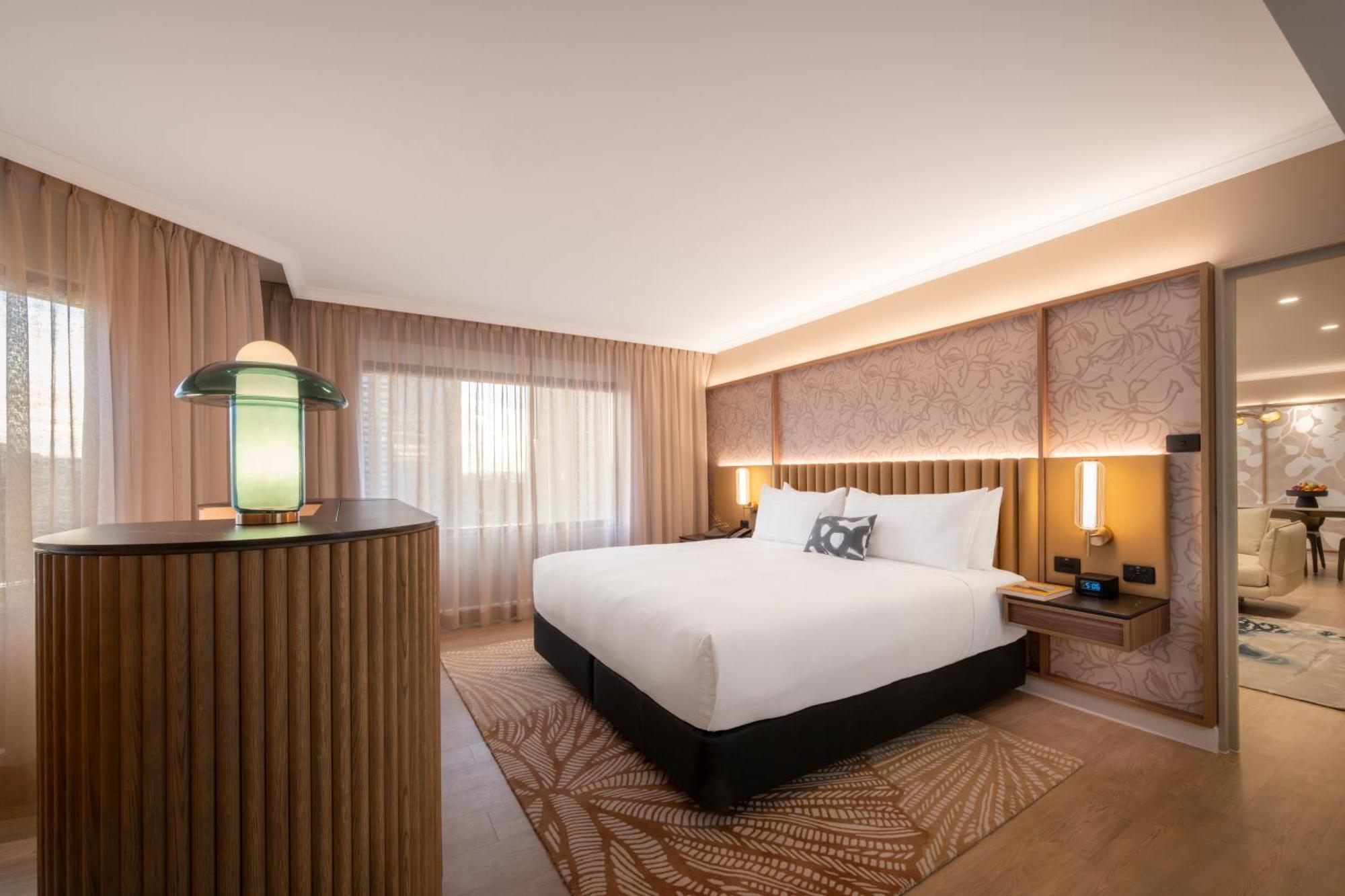 Parkroyal Suite
