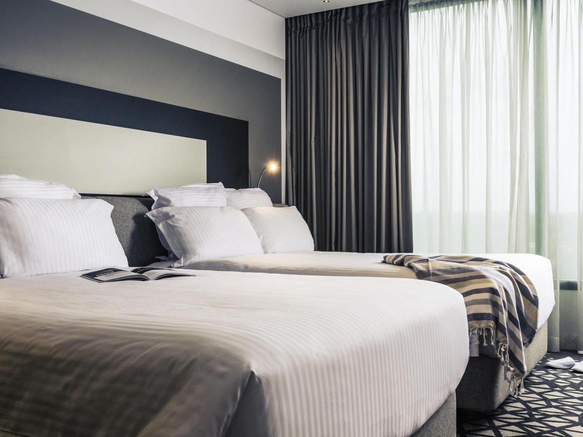 Deluxe Executive Double Room Two Double Beds High Floor