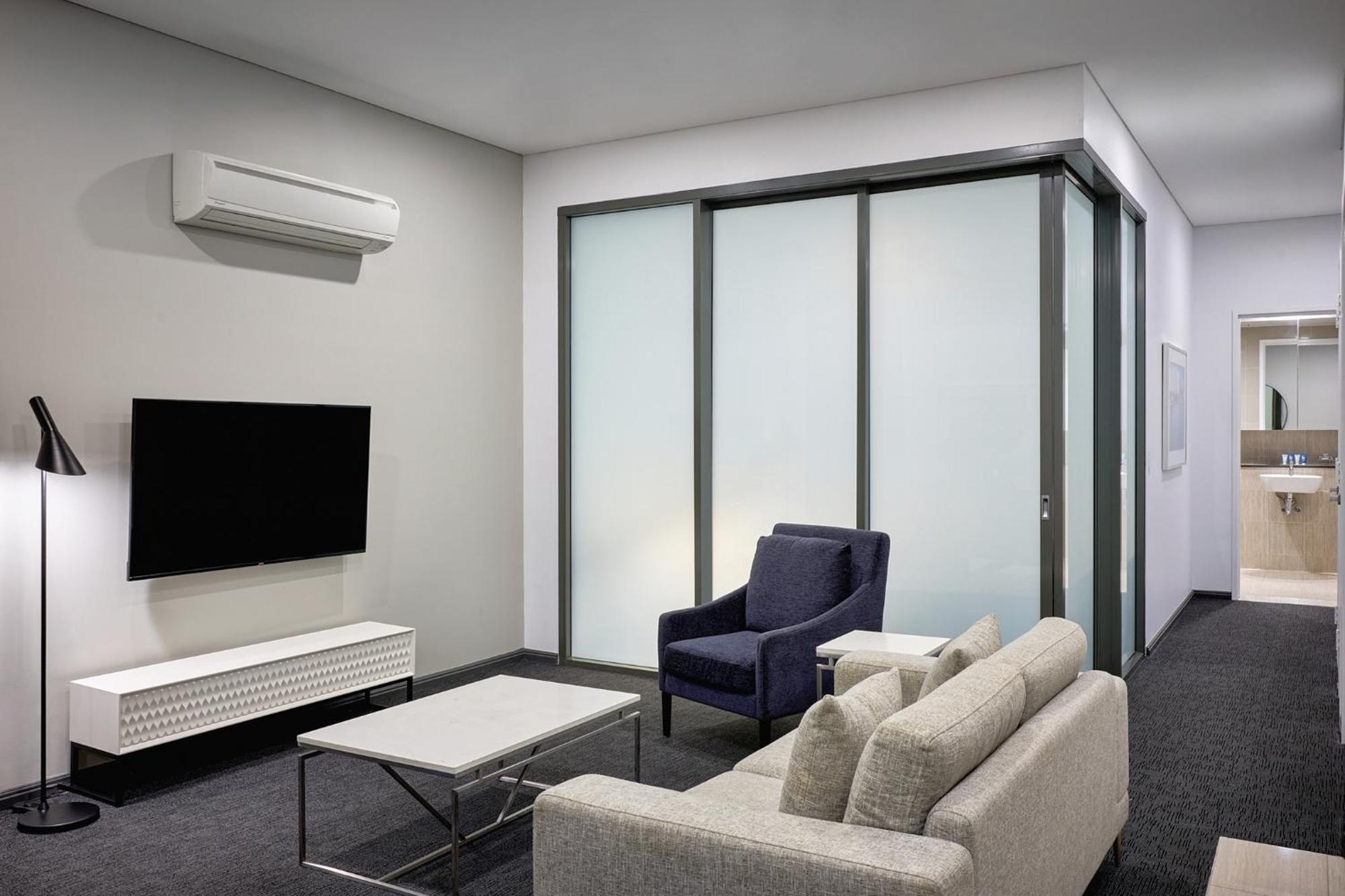 Studio Cube Suite