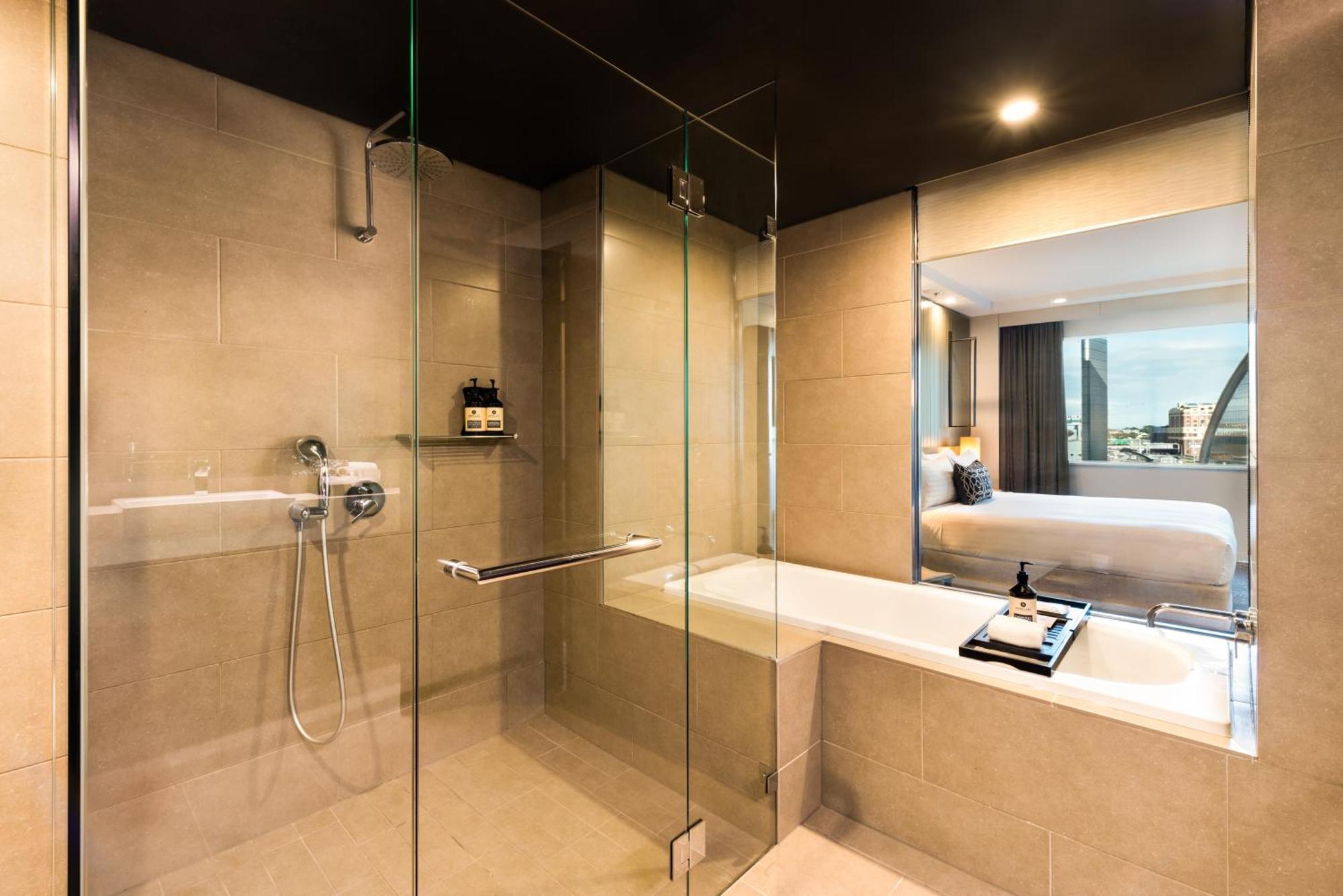 Suite Club Lounge Access