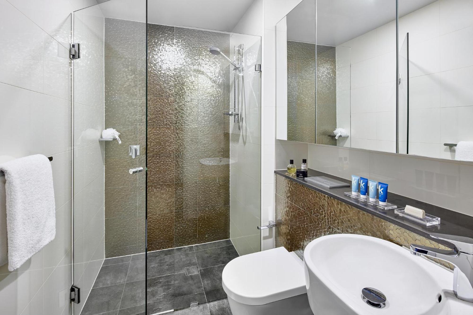 One-Bedroom Balcony Suite,1771643113:JPEG