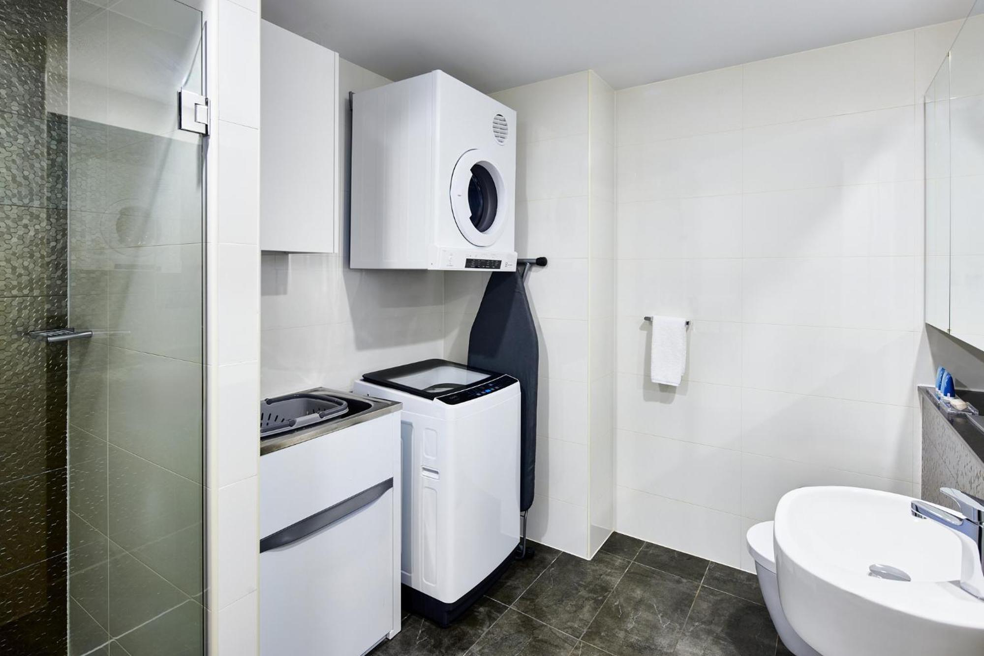 One-Bedroom Balcony Suite