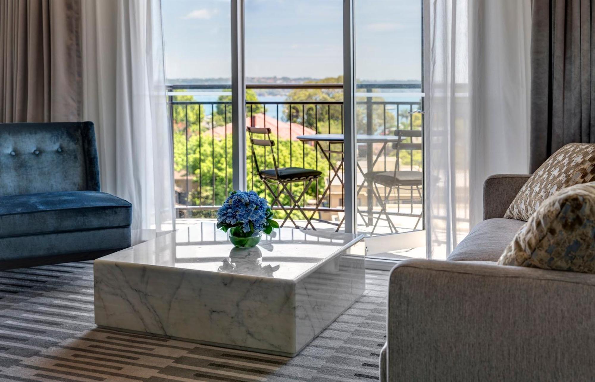 One-Bedroom King Suite Bayside