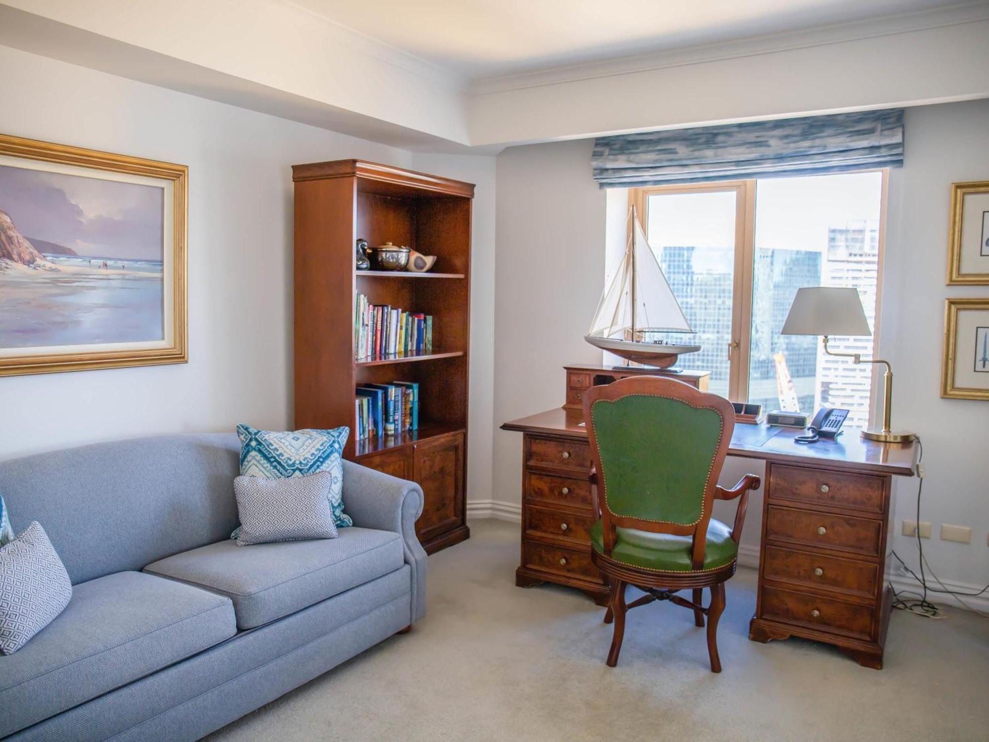 Two-Bedroom Suite Apartment City View Non-Refurbished