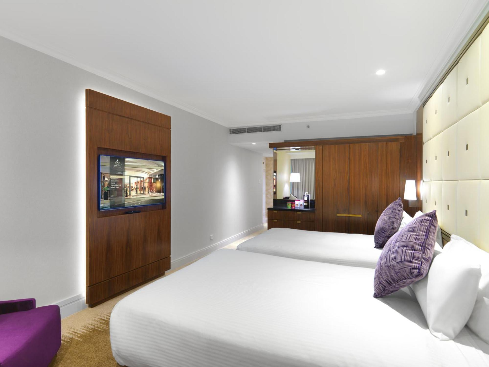 Deluxe Twin Room Club Lounge Access