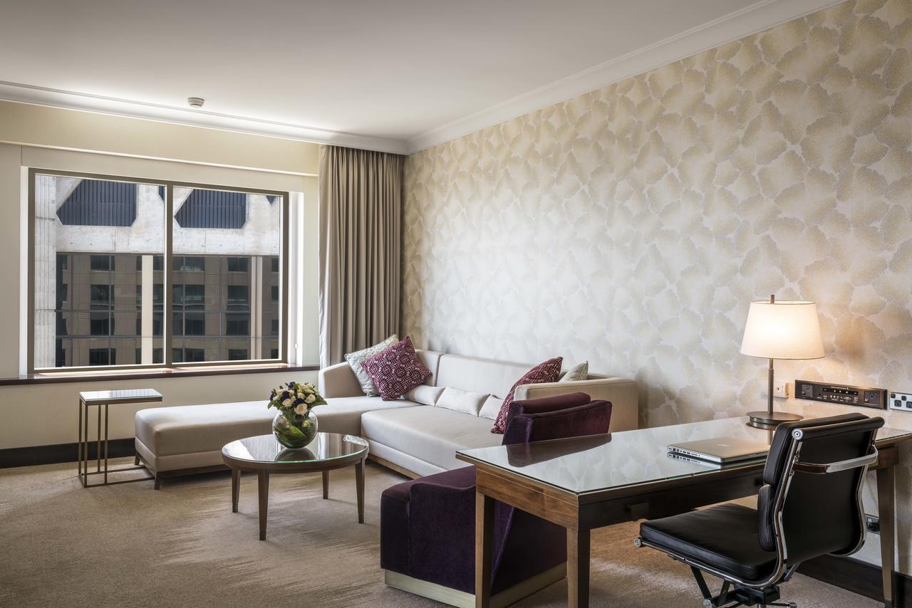 Executive Suite Club Lounge Access