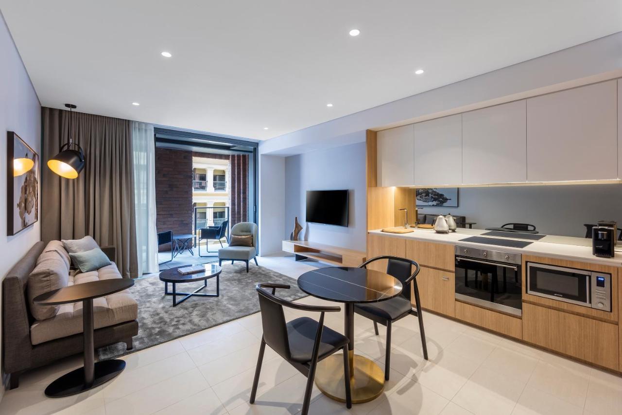 Deluxe Two-Bedroom Suite,722783713:JPEG