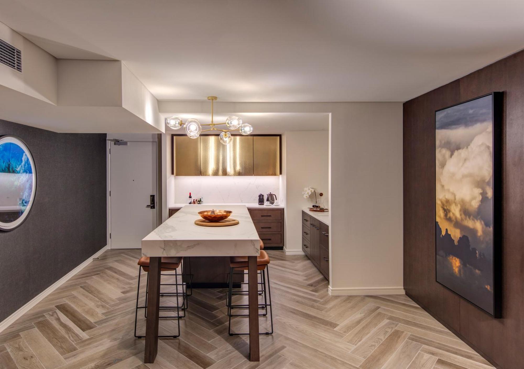 One-Bedroom Suite