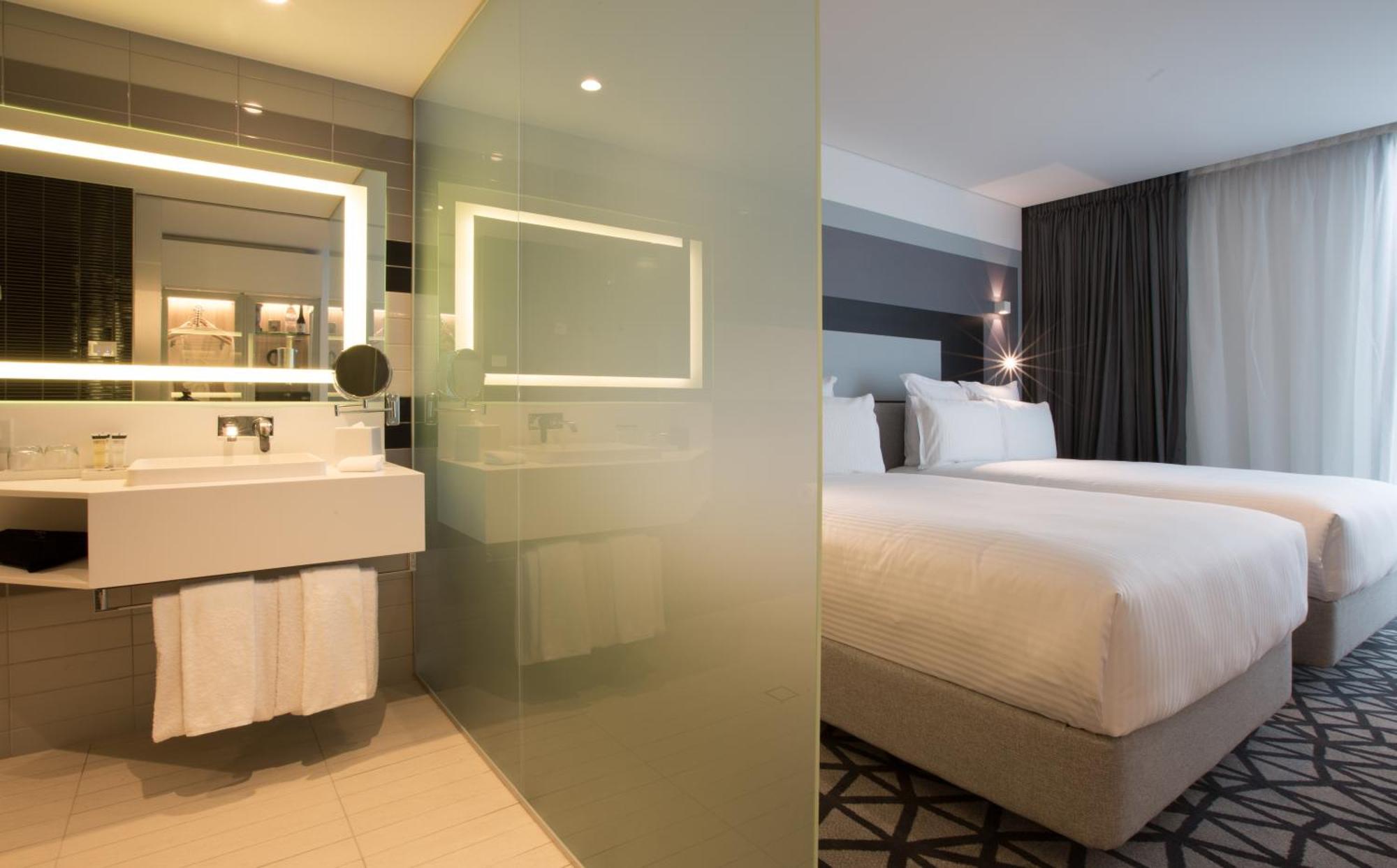 Deluxe Executive Double Room Two Double Beds High Floor