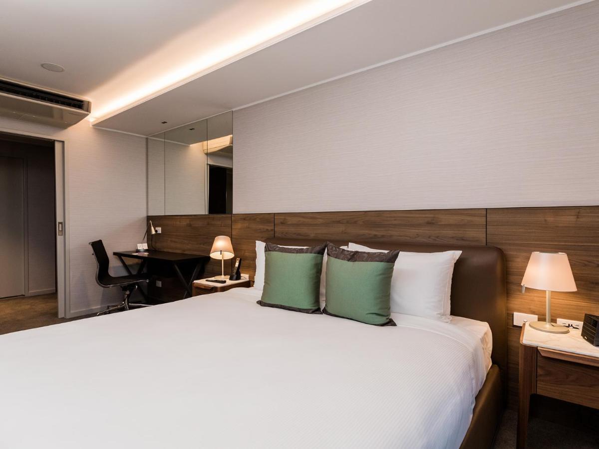 Deluxe One-Bedroom Suite Bournemouth