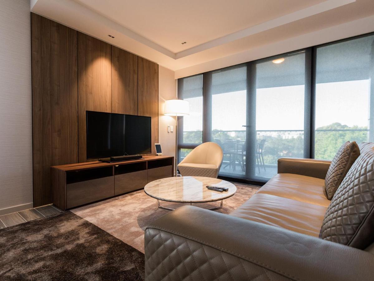 Deluxe One-Bedroom Suite Bournemouth