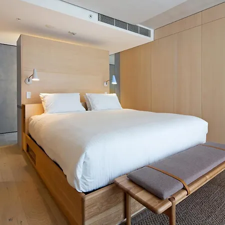 Zara Tower - Luxury Suites And Apartments-3